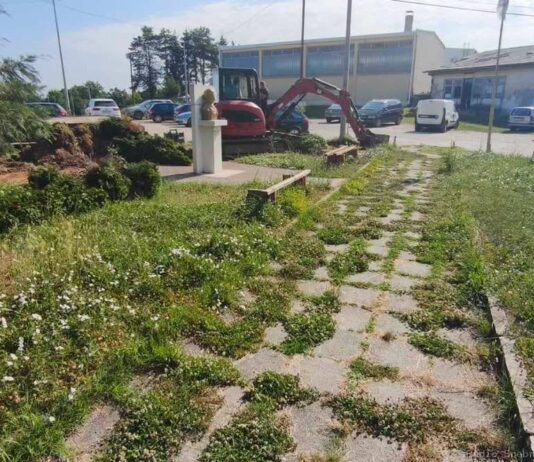 Započela rekonstrukcija spomenika u Ahmićima -Sladna