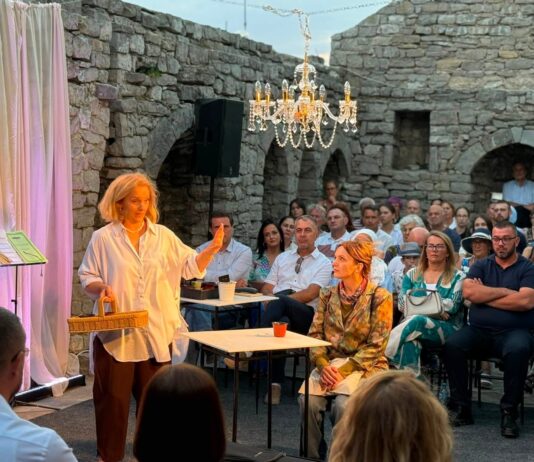 Svečano otvorena manifestacija “Srebrenik otvoreni grad umjetnosti 2026”