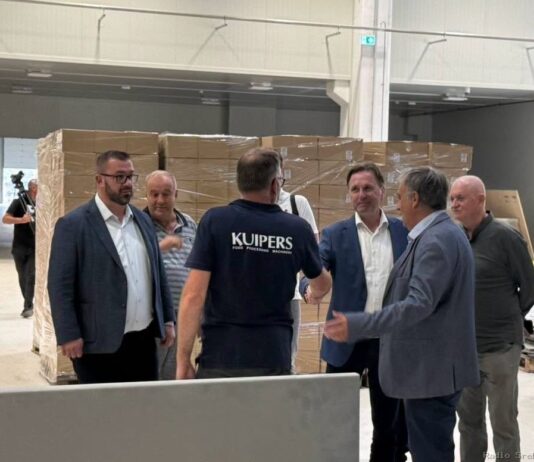 Ministar Kemal Hrnjić posjetio Srebrenik i firmu Corn Flips