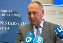 Federalni ministar Nediljko Rimac priveden po nalogu POSKOK-a, oduzet mu službeni telefon