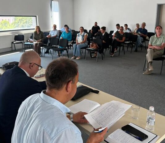 Završne pripreme za novu školsku godinu: Ministar Omerović održao sastanke s direktorima škola