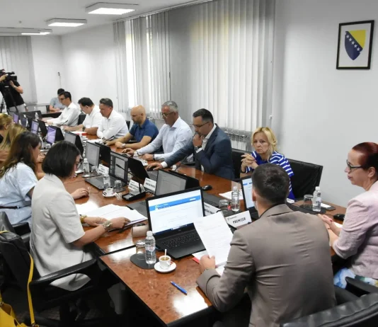 Vlada TK: 400.000 KM za podršku prevencije socijalne isključenosti i razvoja socijalnih usluga