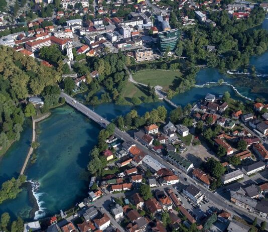 Bihać reže direktorske plaće javnih preduzeća, ukinut dodatak od 20 posto