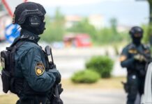 Policija provodi veliku akciju, pretresi na više lokacija u Kalesiji, Živinicama i RS