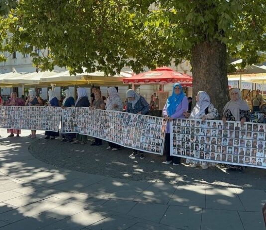 Majke Srebrenice: Poruke iz Beograda predstavljaju veličanje ratne ideologije