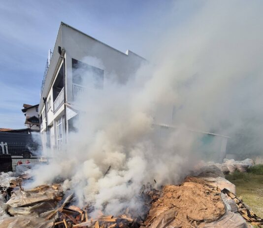 Servisne informacije: Vatrogasci gasili požar u Špionici