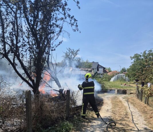 Servisne informacije: Vatrogasci gasili dva požara