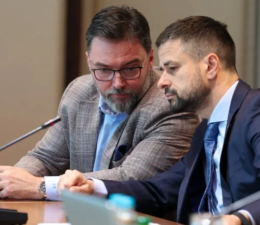 Amidžić i Košarac odbili da se 11. juli proglasi danom žalosti u Bosni i Hercegovini