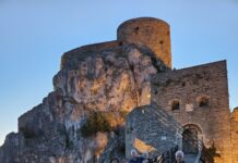 OGUS: Likovni umjetnici posjetili Stari grad i obišli Srebrenik