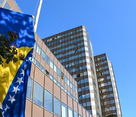 Udruženja žrtava traže da 11. juli bude proglašen Danom žalosti u BiH